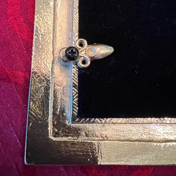 Olivia Riegel Picture Frame - Picture 8 of 10